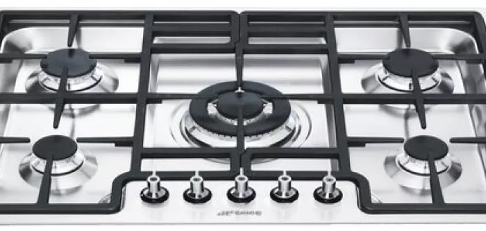 Smeg представляет варочные панели с управлением через мобильное приложение
